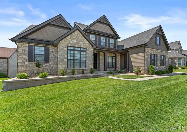 2nd image of 16936 Lake Mdw, Chesterfield, MO 63005 | MLS# MIS26017344