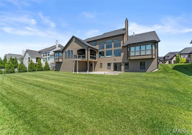 3rd image of 16936 Lake Mdw, Chesterfield, MO 63005 | MLS# MIS26017344