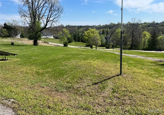 Homes for sale in Washington, MO | 2371 Holtgrewe Rd, Washington, MO 63090 | MLS# MIS26017376