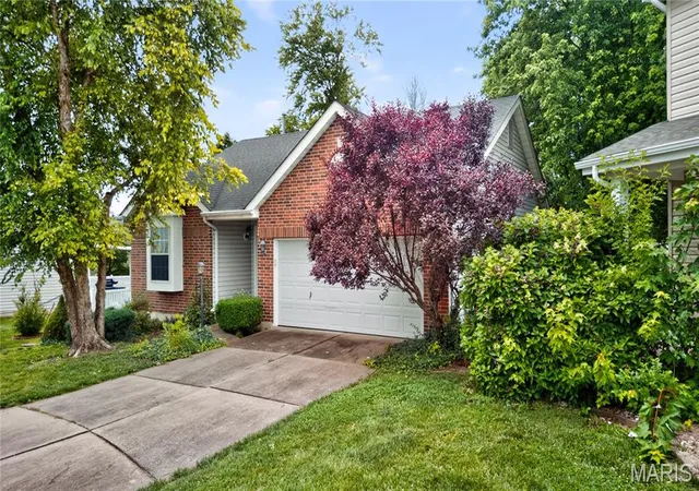 2nd image of 591 Midland Dr, O Fallon, MO 63366 | MLS# MIS26017401