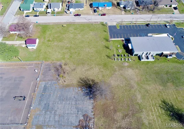 Photo 3 of Land for sale at 412 E Madison Ave, Owensville, MO 65066 | MLS# MIS26017406 | Listing updated on 2026-03-26