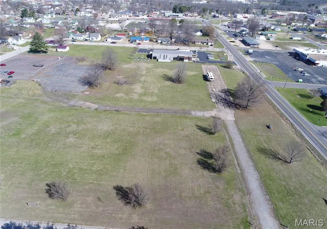 Photo 4 of Land for sale at 412 E Madison Ave, Owensville, MO 65066 | MLS# MIS26017406 | Listing updated on 2026-03-26