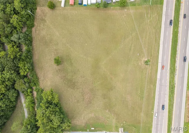 27th image of 2533 Us 67, Festus, MO 63028 | MLS# MIS26017421