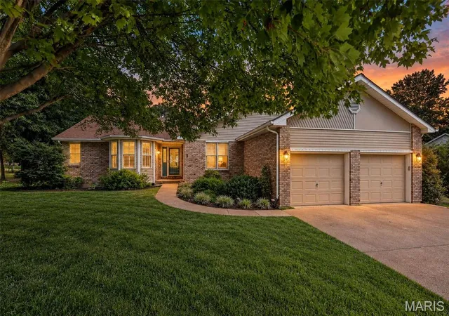Photo 1 of Single family home for sale at 5 Lexington Ln, Washington, MO 63090 | MLS# MIS26017489 | Listing updated on 2026-09-21