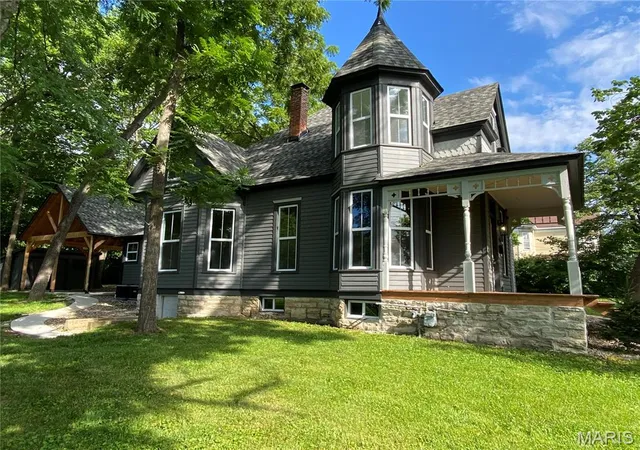 Homes for sale in Troy, MO | 145 Ellis Ave, Troy, MO 63379 | MLS# MIS26017621