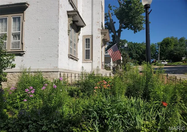 Homes for sale in Louisiana, MO | 320 N Main St, Louisiana, MO 63353 | MLS# MIS26017632