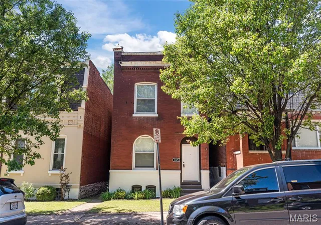 Photo 2 of Single family home for sale at 3325 Minnesota Ave, Saint Louis, MO 63118 | MLS# MIS26017742 | Listing updated on 2026-09-24