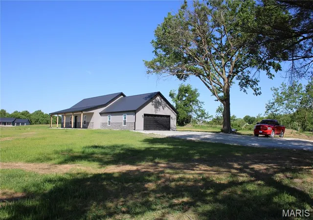 Homes for sale in Hannibal, MO | 53414 Hwy Hh, Hannibal, MO 63401 | MLS# MIS26017770