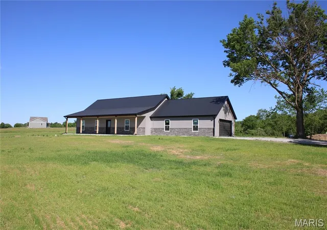 Homes for sale in Hannibal, MO | 53414 Hwy Hh, Hannibal, MO 63401 | MLS# MIS26017770
