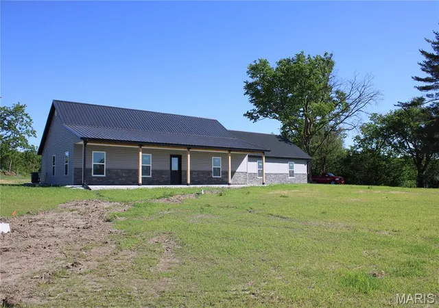 Homes for sale in Hannibal, MO | 53414 Hwy Hh, Hannibal, MO 63401 | MLS# MIS26017770