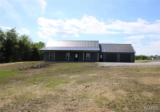 Homes for sale in Hannibal, MO | 53354 Hwy Hh, Hannibal, MO 63401 | MLS# MIS26017776