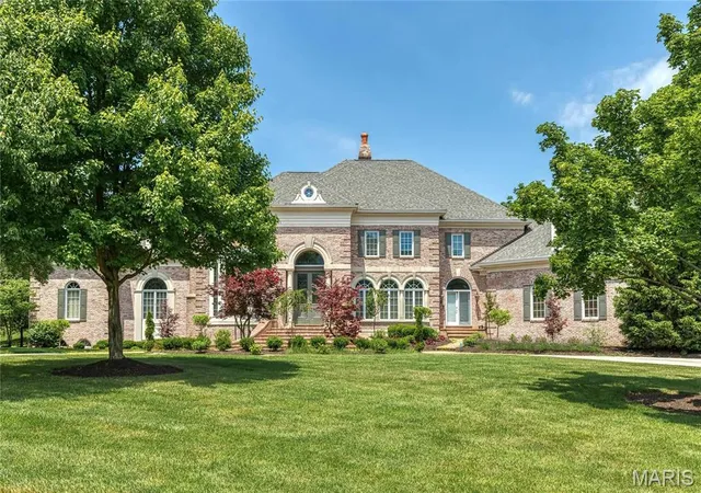 2nd image of 1103 Highland Pointe Dr, Town And Country, MO 63131 | MLS# MIS26017821