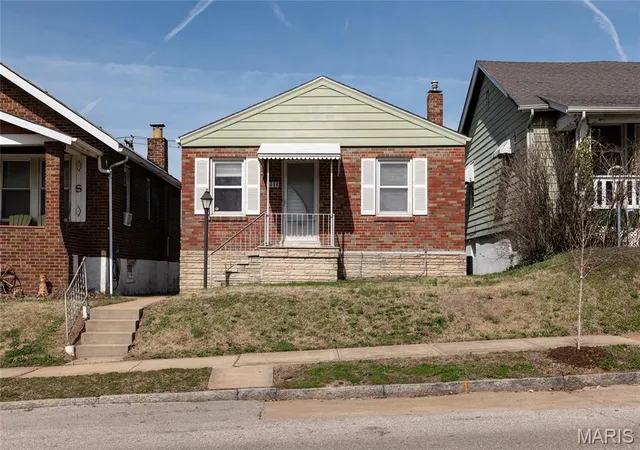 1st image of 4503 Tholozan Ave, St Louis, MO 63116 | MLS# MIS26017861