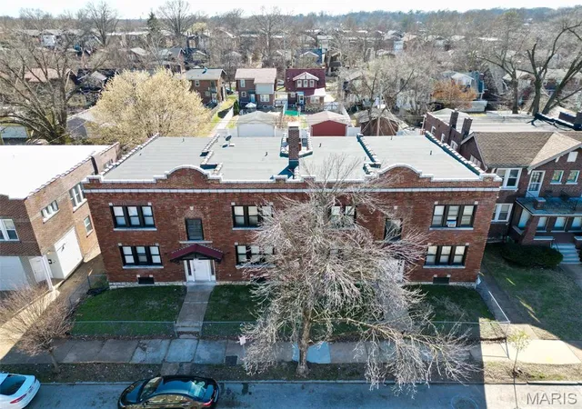 2nd image of 3656 Bates St, Saint Louis, MO 63116 | MLS# MIS26017866