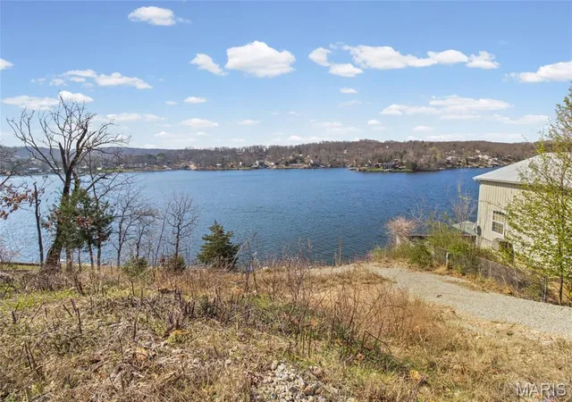 Homes for sale in French Village, MO | 6534 E Lakeview Dr, French Village, MO 63036 | MLS# MIS26017870