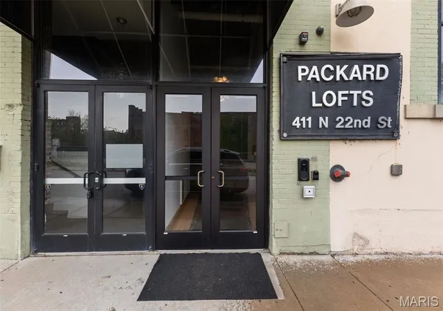 2nd image of 2201 Locust St #305, Saint Louis, MO 63103 | MLS# MIS26017985