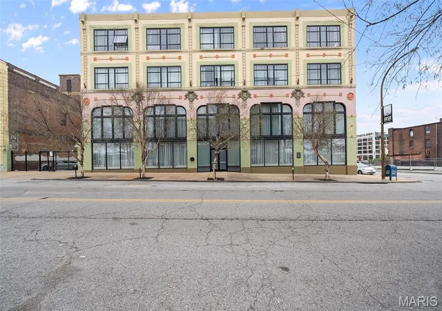 21st image of 2201 Locust St #305, St Louis, MO 63103 | MLS# MIS26017985