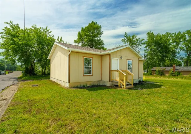 Homes for sale in Salem, MO | 709 S Carty St, Salem, MO 65560 | MLS# MIS26018033