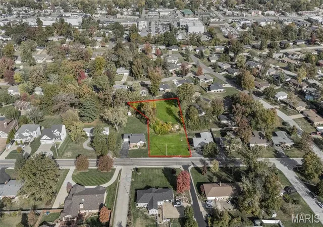 Photo 2 of Land for sale at 10225 E Watson Rd, Saint Louis, MO 63127 | MLS# MIS26018088 | Listing updated on 2026-03-28