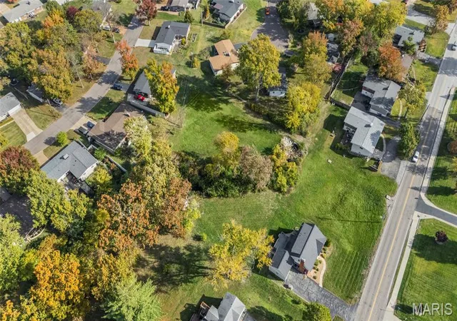 Photo 4 of Land for sale at 10225 E Watson Rd, Saint Louis, MO 63127 | MLS# MIS26018088 | Listing updated on 2026-03-28