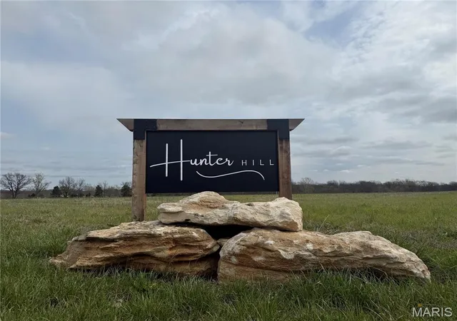 11th image of 107 Otto Ct, Silex, MO 63377 | MLS# MIS26018125