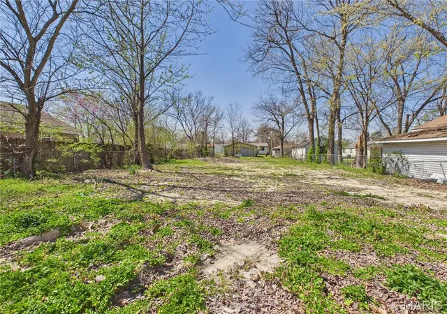 Homes for sale in Dexter, MO | 723 N Elm St, Dexter, MO 63841 | MLS# MIS26018263