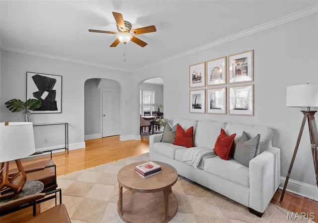 Photo 3 of Sale Pending at 7055 Dartmouth Ave, Saint Louis, MO 63130 | MLS# MIS26018282 | Listing updated on 2026-07-07