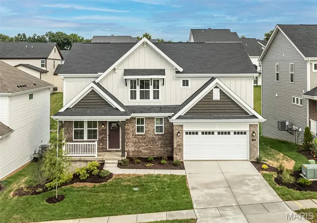 Photo 3 of Single family home for sale at 719 Southerland Dr, O Fallon, MO 63368 | MLS# MIS26018285 | Listing updated on 2026-09-01
