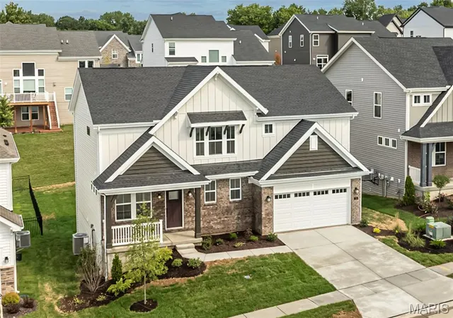 Photo 3 of Single family home for sale at 719 Southerland Dr, O Fallon, MO 63368 | MLS# MIS26018285 | Listing updated on 2026-09-01