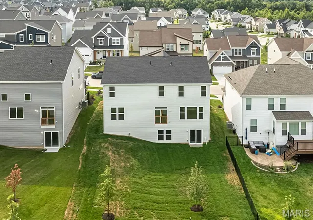 Photo 4 of Single family home for sale at 719 Southerland Dr, O Fallon, MO 63368 | MLS# MIS26018285 | Listing updated on 2026-09-01