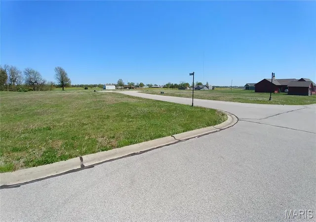 Homes for sale in Carlyle, IL | 16743 Ashland Ct, Carlyle, IL 62231 | MLS# MIS26018428