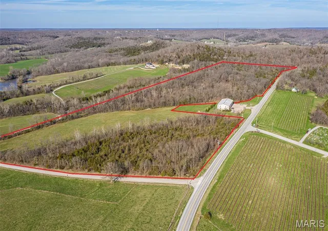 Homes for sale in Augusta, MO | 5551 S Hwy 94, Augusta, MO 63332 | MLS# MIS26018430