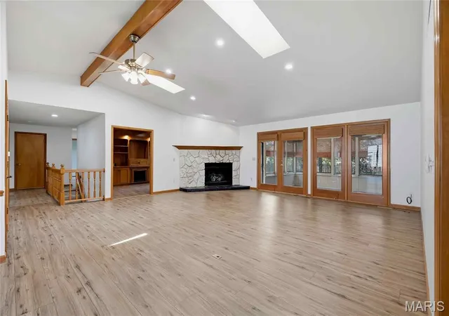 4th image of 13 Village Dr W, Saint Charles, MO 63303 | MLS# MIS26018492