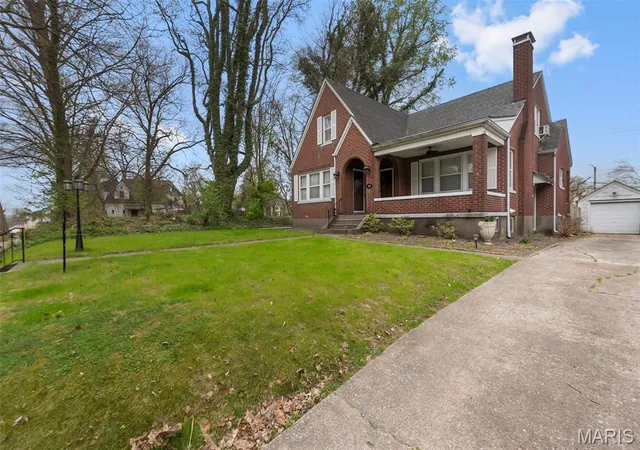 Photo 3 of Single family home for sale at 433 Marie St, Cape Girardeau, MO 63701 | MLS# MIS26018495 | Listing updated on 2026-08-26