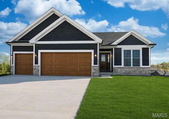 1st image of 154 Pellins Ct #154 STB, Washington, MO 63090 | MLS# MIS26018577