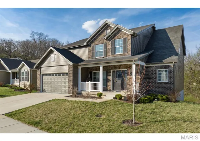 Photo 1 of Sale Pending at 5013 Corisande Woods Dr, Fenton, MO 63026 | MLS# MIS26018630 | Listing updated on 2026-09-24