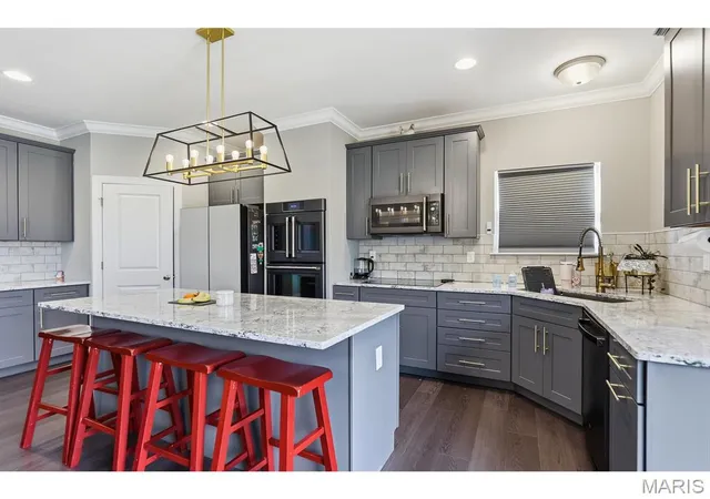 3rd image of 5013 Corisande Woods Dr, Fenton, MO 63026 | MLS# MIS26018630