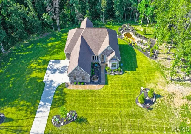 Photo 3 of Single family home for sale at 150 Delcreek Estates Dr, Foristell, MO 63348 | MLS# MIS26018640 | Listing updated on 2026-09-14