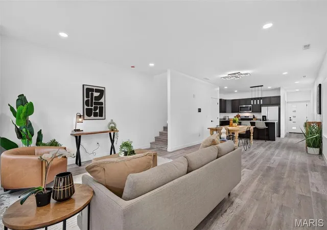 Photo 3 of Townhouse for sale at 1415 Dodier St, Saint Louis, MO 63107 | MLS# MIS26018661 | Listing updated on 2026-10-25