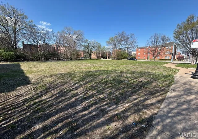 Land for sale at 1703 S Tucker Blvd, Saint Louis, MO 63104 | MLS# MIS26018792