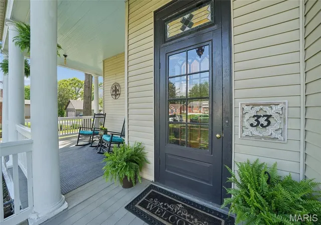 Photo 2 of Single family home for sale at 33 S Laclede Station Rd, Saint Louis, MO 63119 | MLS# MIS26018894 | Listing updated on 2026-09-14