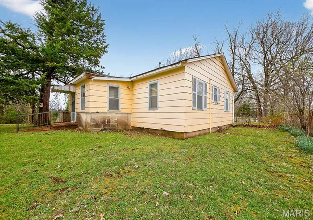 5th image of 30050 Hwy T, Richland, MO 65556 | MLS# MIS26019074