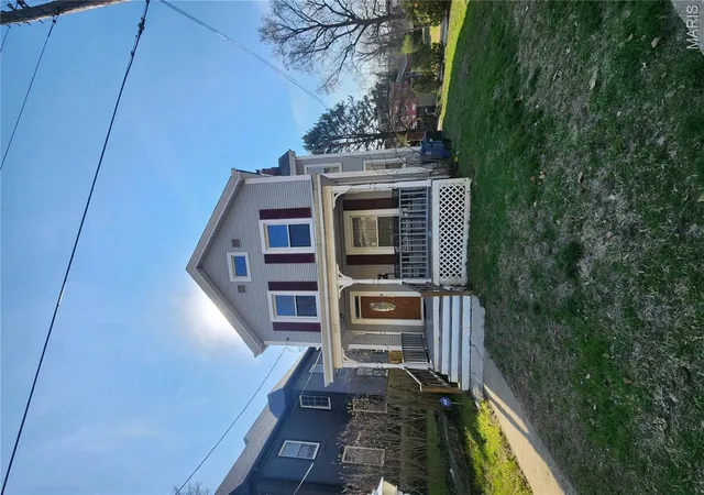 Photo 1 of Single family home for sale at 607 Beacon St, Alton, IL 62002 | MLS# MIS26019409 | Listing updated on 2026-08-06