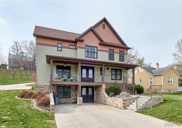 Homes for sale in Hermann, MO | 416 W 12th St, Hermann, MO 65041 | MLS# MIS26019512