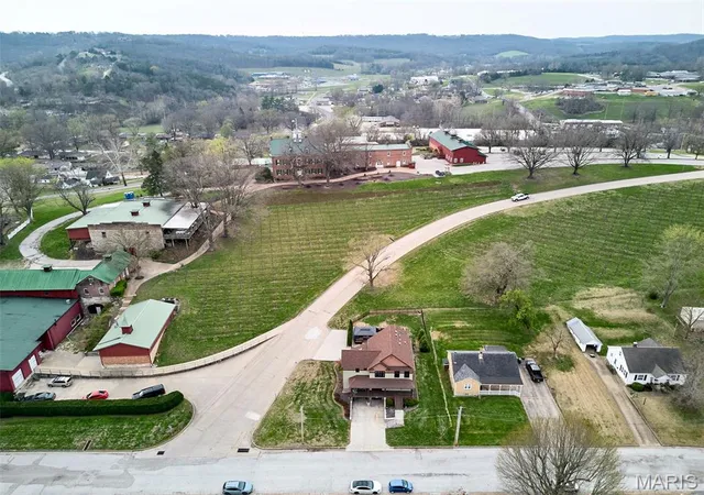 Homes for sale in Hermann, MO | 416 W 12Th St, Hermann, MO 65041 | MLS# MIS26019512