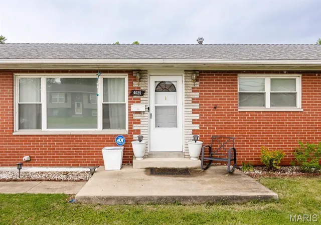 Photo 3 of Single family home for sale at 4025 Braden Ave, Granite City, IL 62040 | MLS# MIS26019607 | Listing updated on 2026-08-30