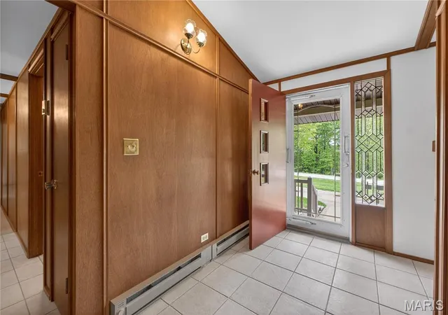 5th image of 1001 Terry Rd, Augusta, MO 63332 | MLS# MIS26019653