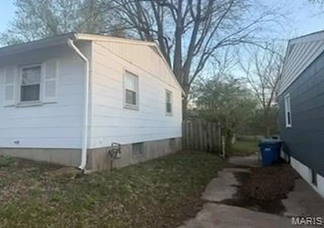 Photo 2 of Single family home for sale at 1144 June Ave, Saint Louis, MO 63138 | MLS# MIS26019657 | Listing updated on 2026-09-29