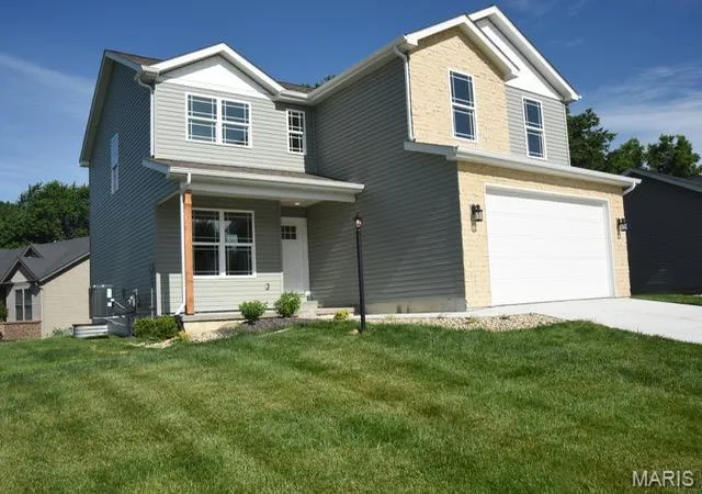 Homes for sale in Glen Carbon, IL | 3160 Birmingham Dr, Glen Carbon, IL 62034 | MLS# MIS26019683