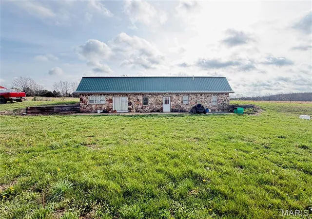 2nd image of 20542 Concord Rd, Salem, MO 65560 | MLS# MIS26019717
